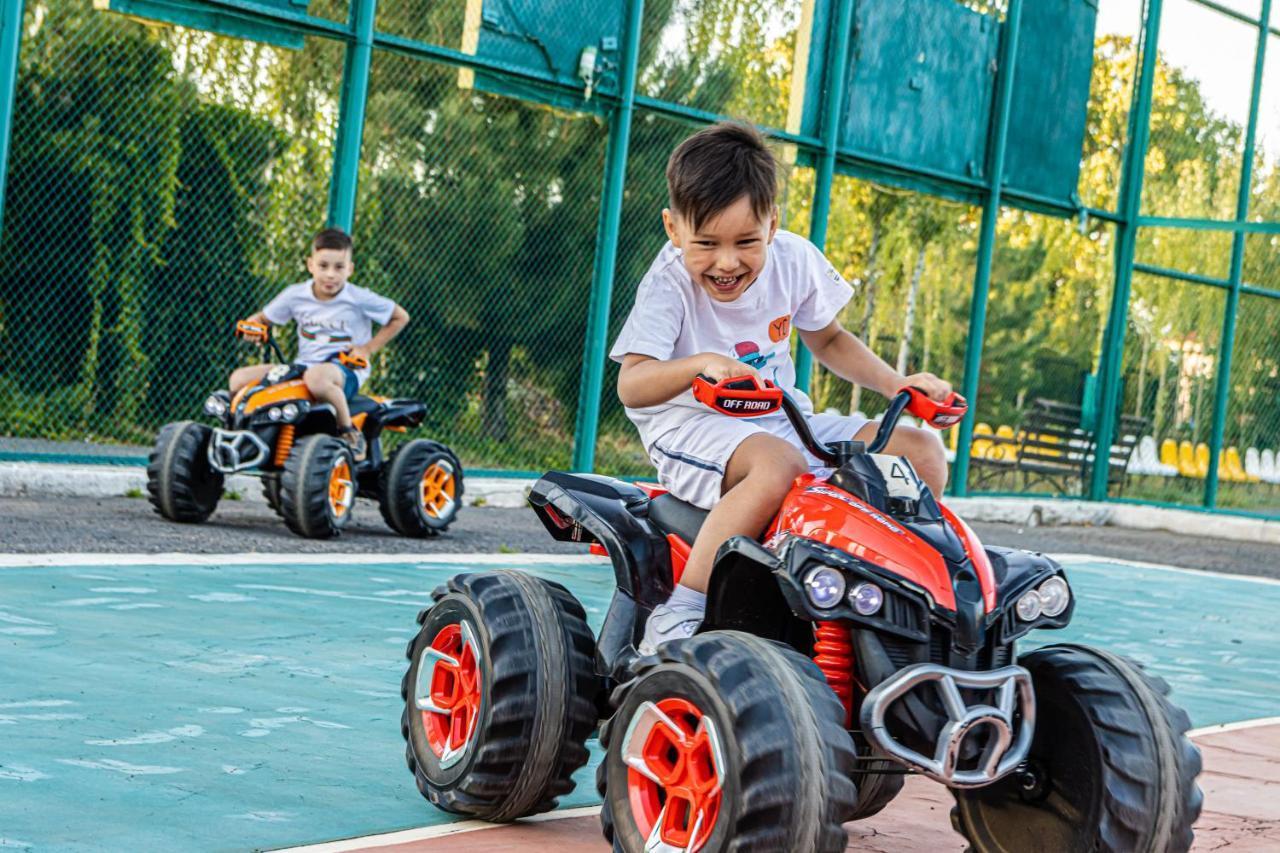 Лайнер Горный Курортный Комплекс Layner В Чимгане Bagian luar foto